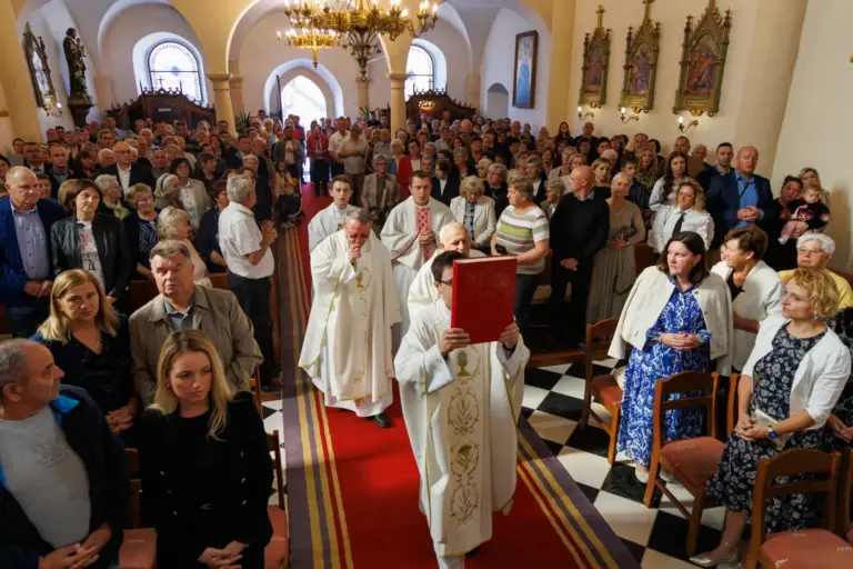 Proslava BDM Kraljice Sv. Krunice u Remetincu 2027.