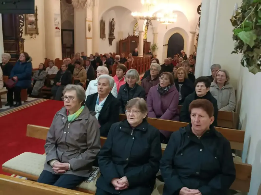 Godišnjica kruničarskog društva i zajednice Lux Mundi