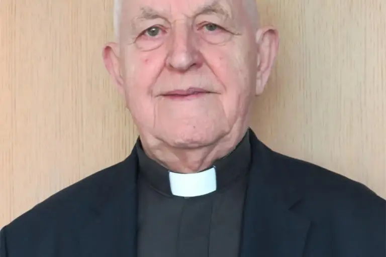 Preminuo mons. Lovro Cindori