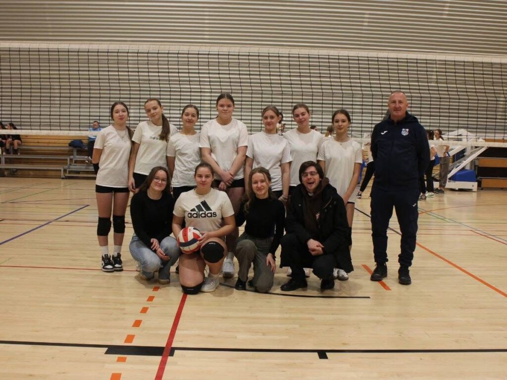 Krizmanice sudjelovale na krizmaničkom odbojkaškom turniru u Koprivnici