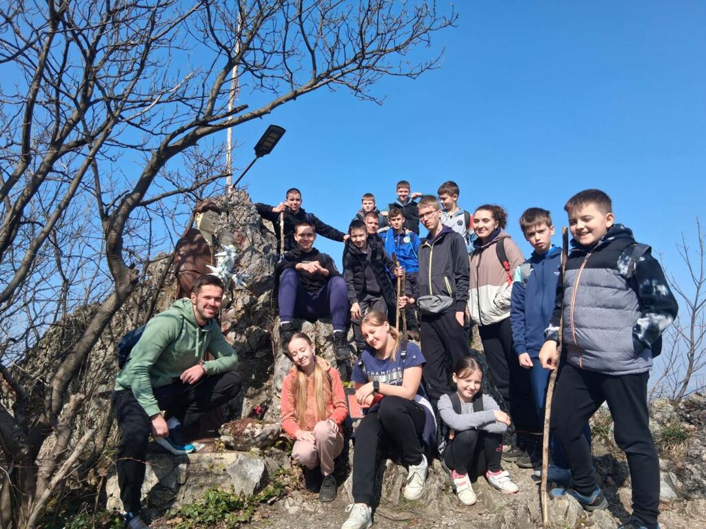 Ministrantsko planinarenje na Čevo